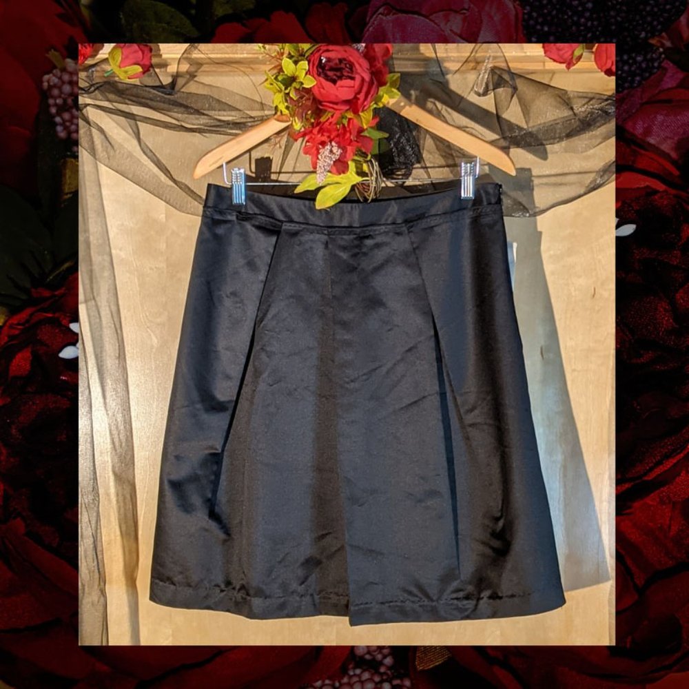 Simply Vera Vera Wang Black Skirt_Size 10